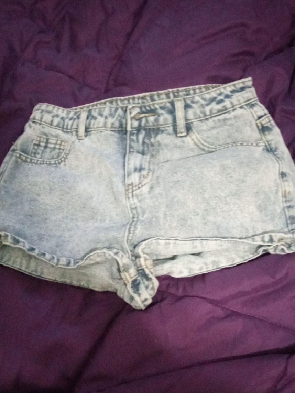 SHEIN Light Blue Acid Wash Denim Shorts